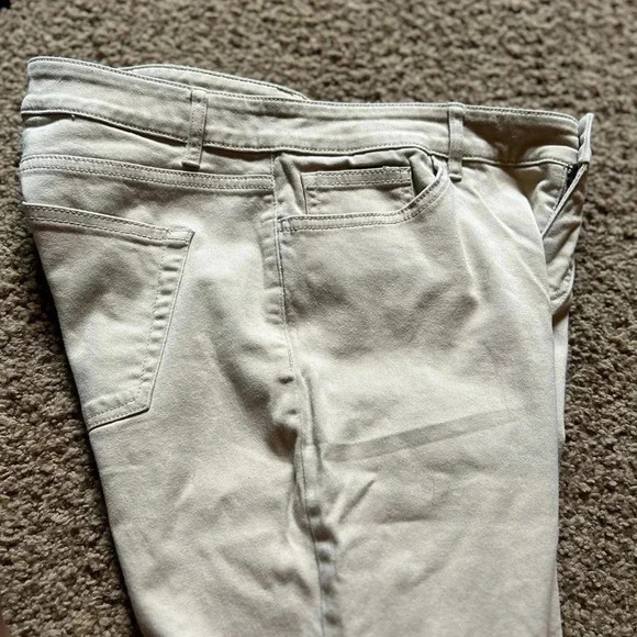 Chaps khaki’s ladies size 6 - Picture 9 of 11